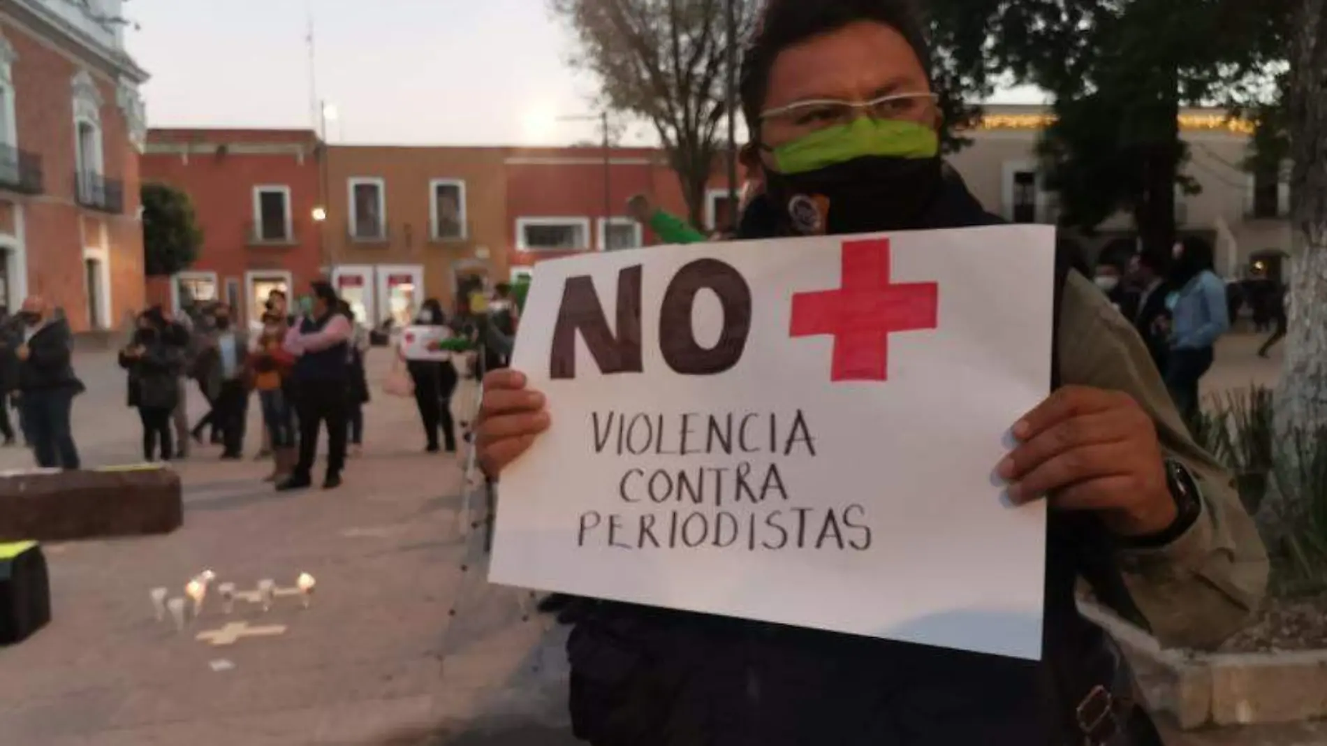 alto a violencia contra los periodistas 3